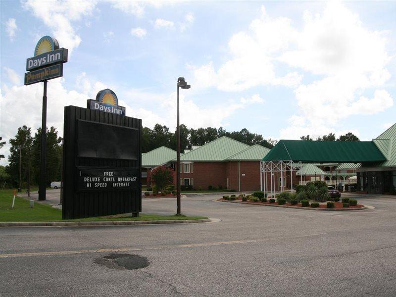 Days Inn By Wyndham Petersburg/South Fort Lee Kültér fotó